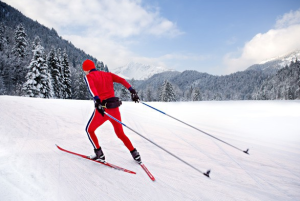 skate skiing